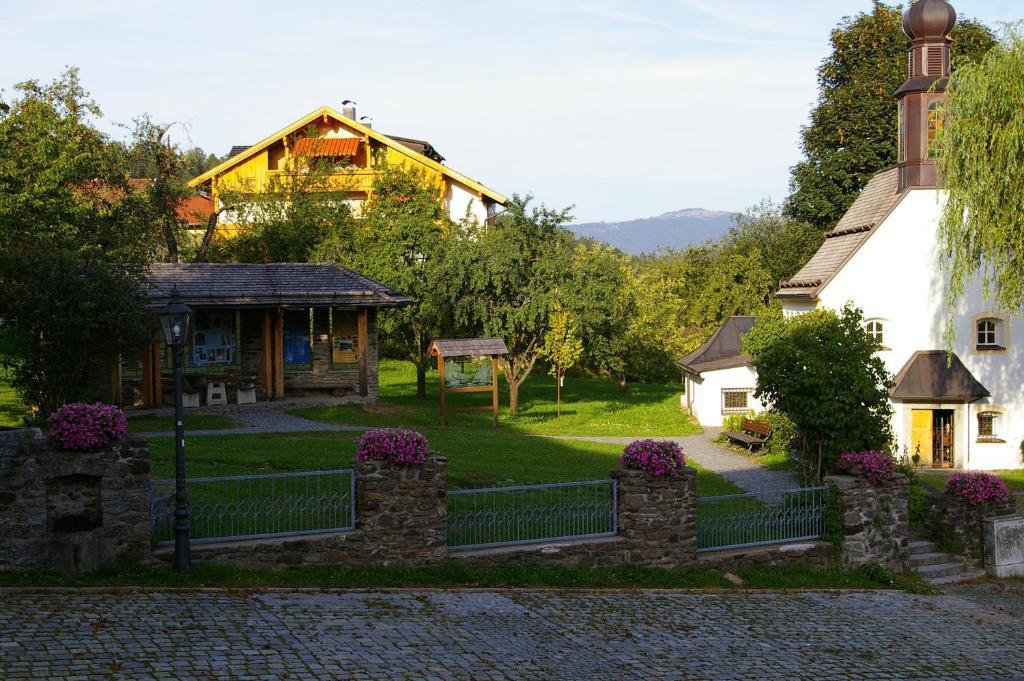 Pension Zur Alten Schmiede Zwiesel Exterior foto